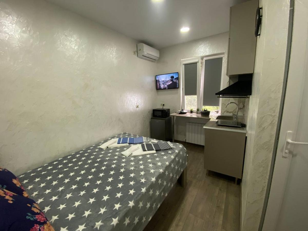 Sun And Moon Aparthotel Μπατούμι Εξωτερικό φωτογραφία