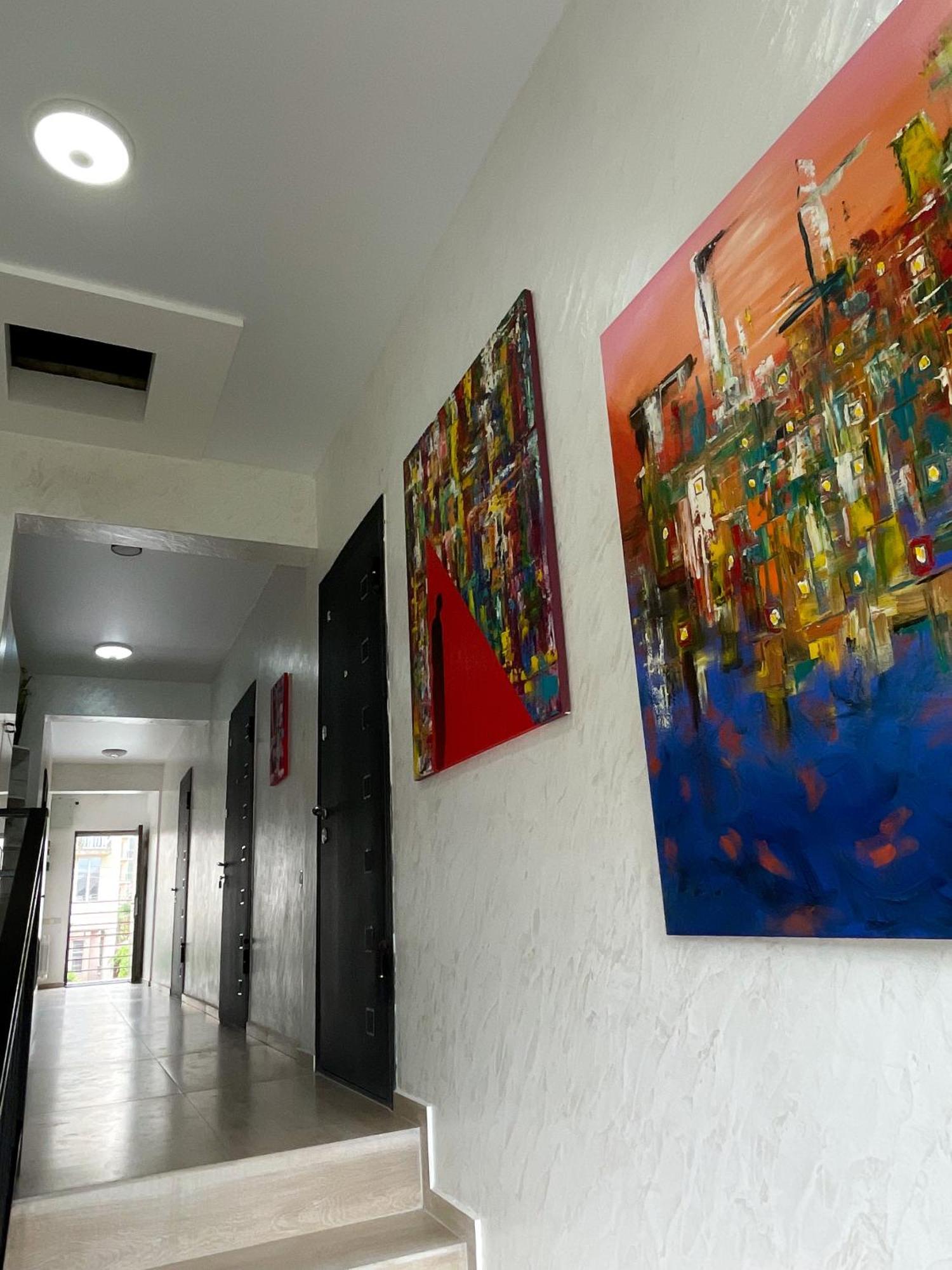 Sun And Moon Aparthotel Μπατούμι Εξωτερικό φωτογραφία