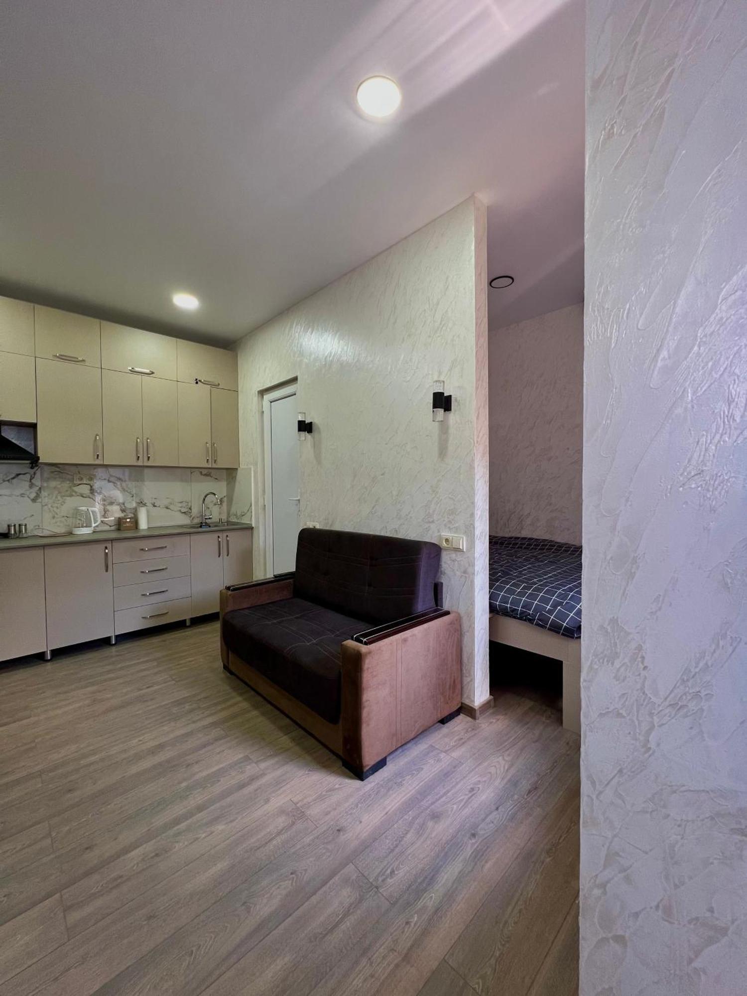 Sun And Moon Aparthotel Μπατούμι Εξωτερικό φωτογραφία
